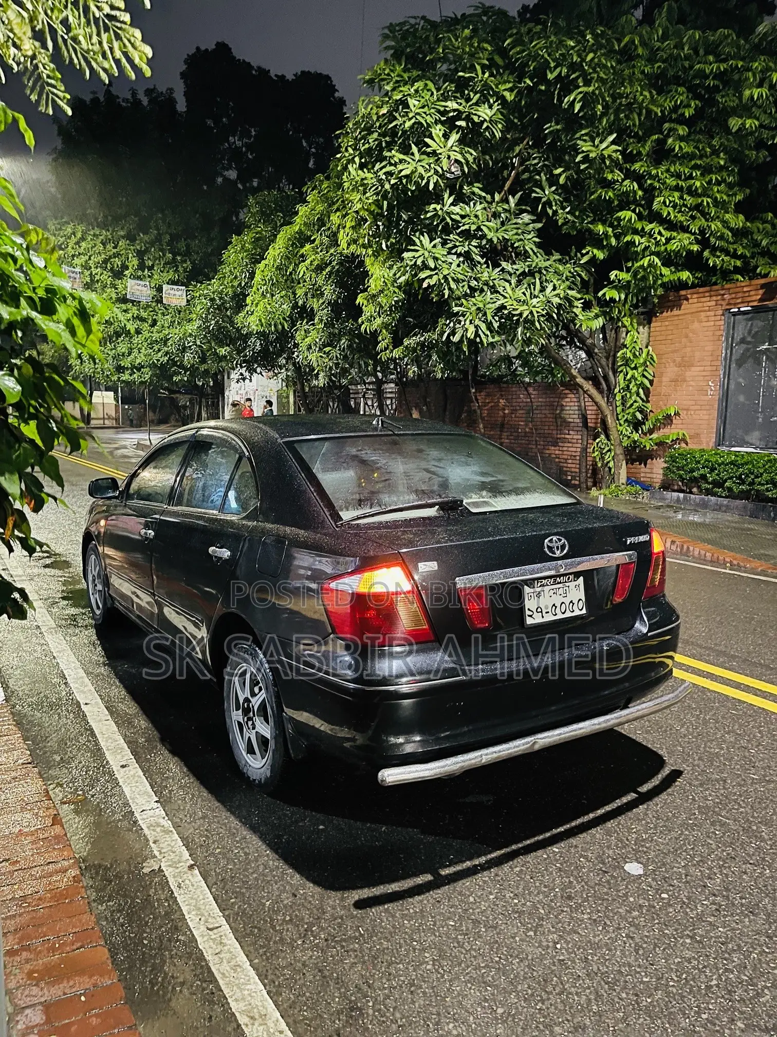 Toyota Premio 2.0 Front-Wheel Drive 2010 Black