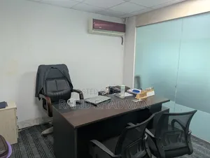 Office Room Rent / Shantinagar Bailey Road