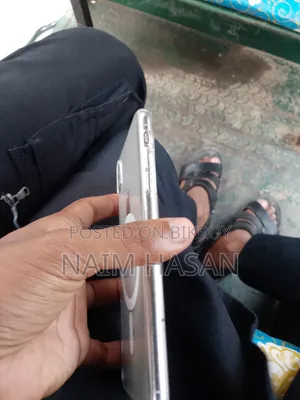 অ্যাপল আইফোন এক্সএস ম্যাক্স ৬৪ জিবি হোয়াইট