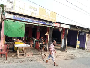 Commercial Space Main Road and Market