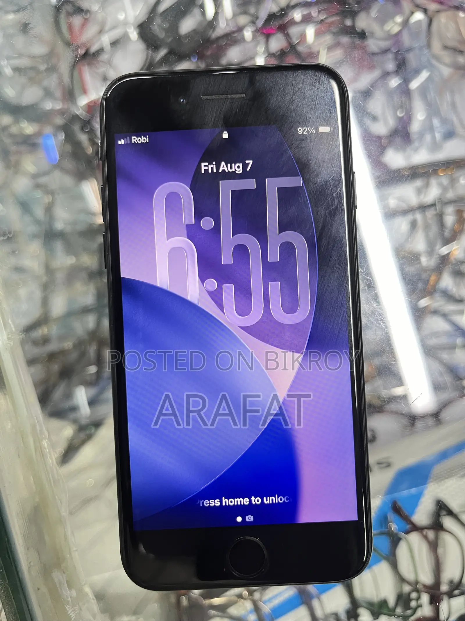 Apple iPhone SE (2022) 64 GB Black