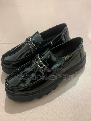 Glossy Chunky Loafer
