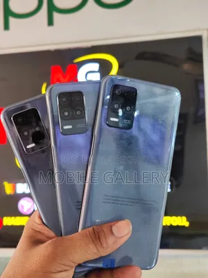 নতুন রিয়েলমি ৮ ৫জি ১২৮ জিবি কালো