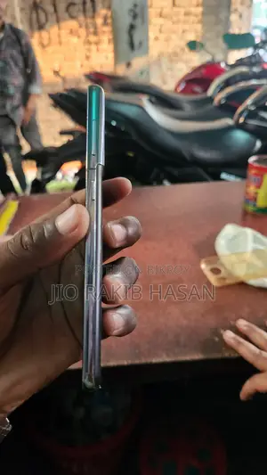 স্যামসাং গ্যালাক্সি এস২১ ৫জি ১২৮ জিবি কালো