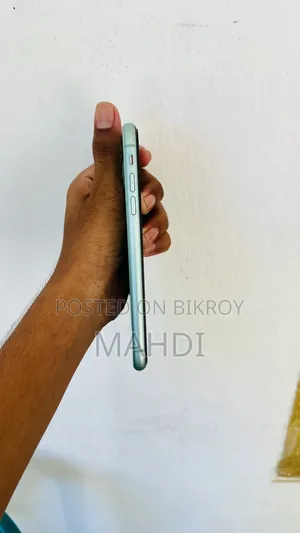 অ্যাপল আইফোন ১১ ৬৪ জিবি গ্রিন