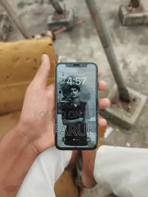 Apple iPhone X 64 GB White