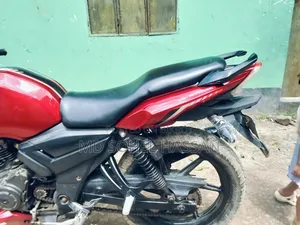 TVS Apache RTR 160 2V 2015 Red