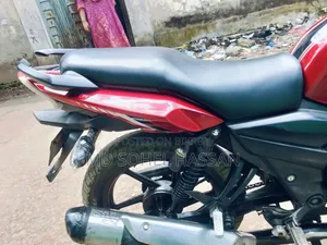 TVS Apache RTR 160 2V 2015 Red