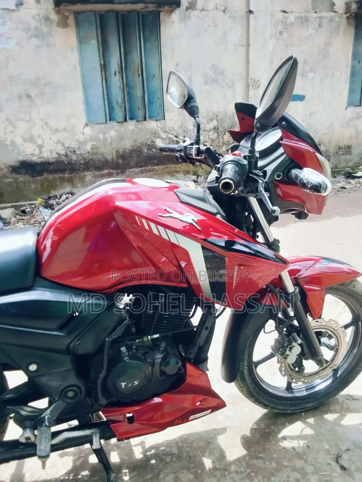 TVS Apache RTR 160 2V 2015 Red