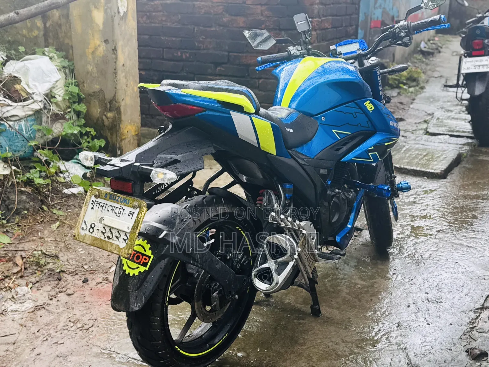 নতুন সুজুকি জিক্সার ২০২৫ নীল