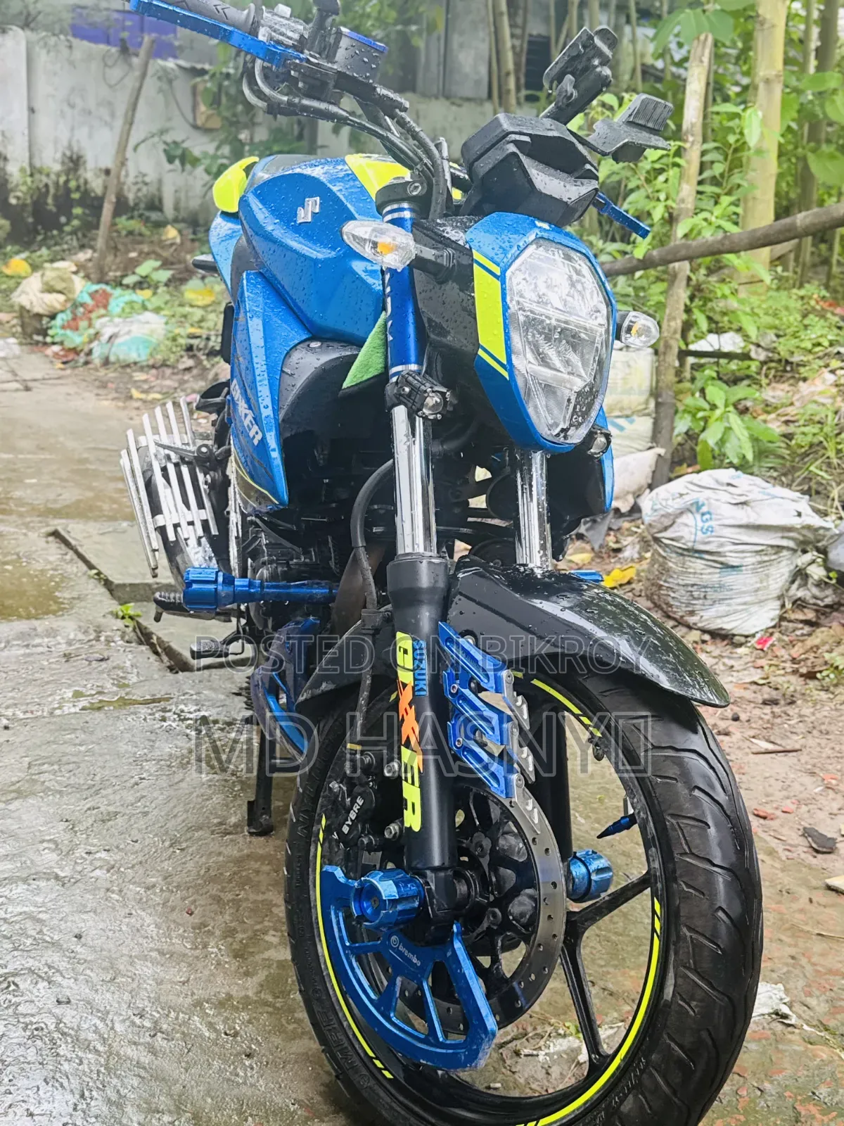 নতুন সুজুকি জিক্সার ২০২৫ নীল