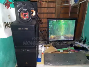 Desktop Computer Asus A4110 8GB Intel Core i3 SSD 128GB