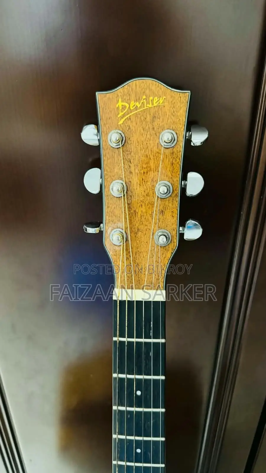 ডিভাইসার এল৬১০এন গিটার