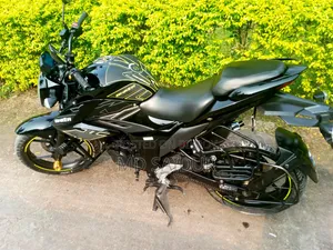 নতুন সুজুকি জিক্সার ২০২৫ কালো