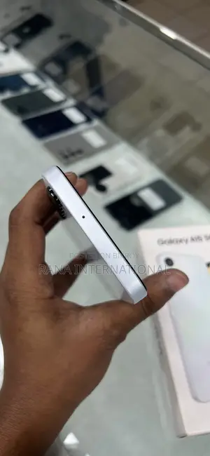 স্যামসাং গ্যালাক্সি এ১৫ ৫জি ১২৮ জিবি নীল