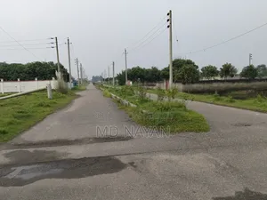 5 Katha South-Facing Corner Plot for Sale in Sector 27