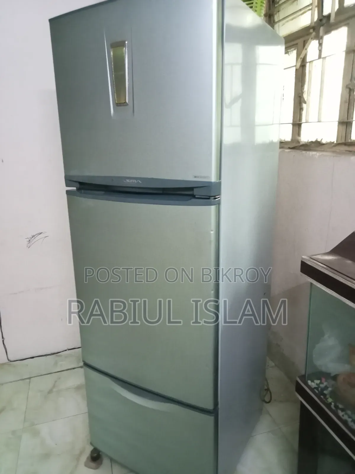 Refrigerator