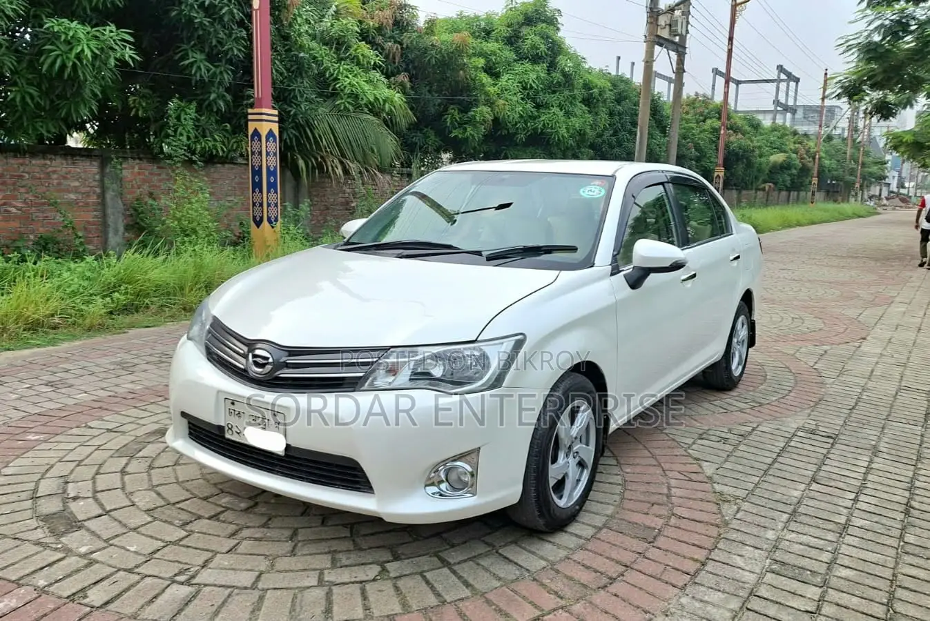 Toyota Axio 1.5 X Two-Wheel Drive 2013 White