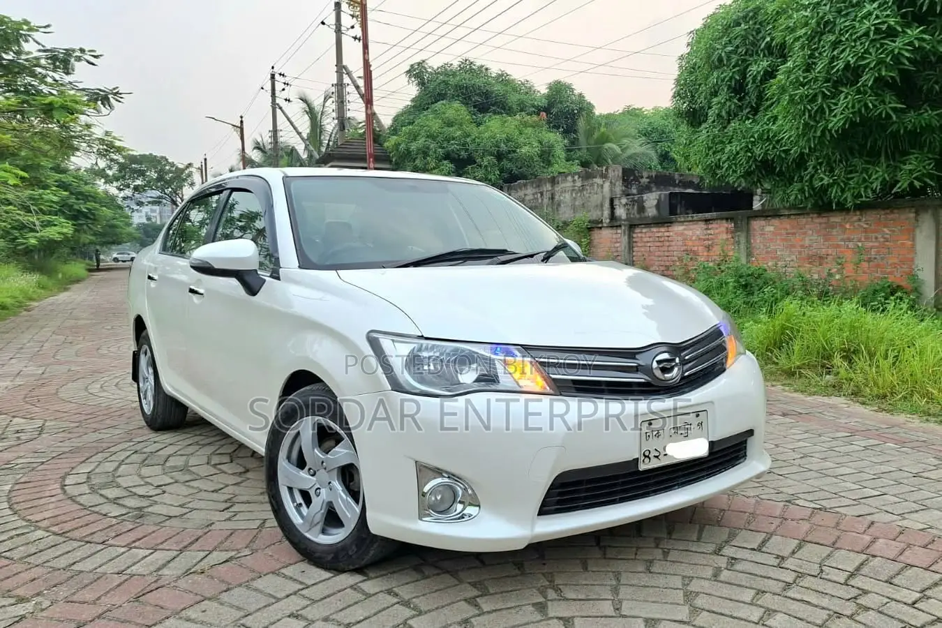 Toyota Axio 1.5 X Two-Wheel Drive 2013 White