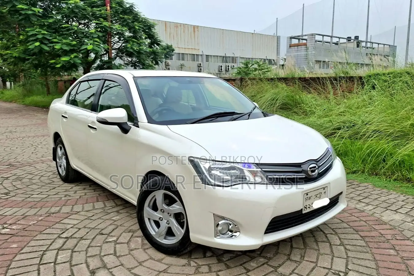 Toyota Axio 1.5 X Two-Wheel Drive 2013 White
