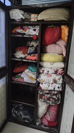 ফার্নিচার, ড্রেসিং টেবিল, আলমারি, ডাইনিং টেবিল