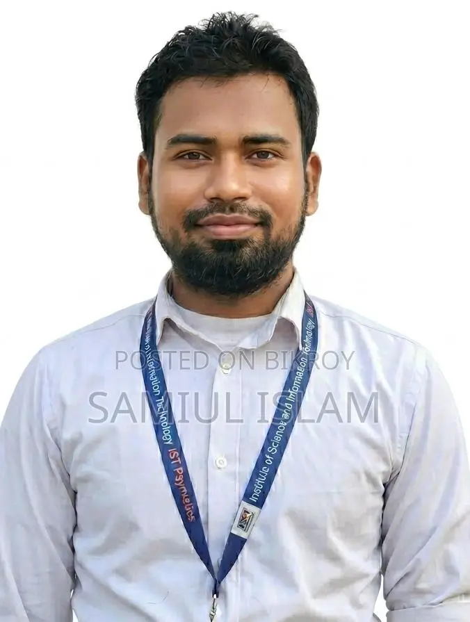 Job Opportunity on Online Page (Desk Job