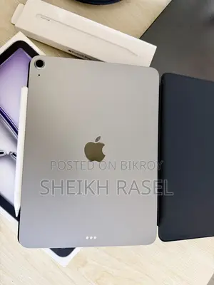 New Apple iPad Air 128 GB Gray