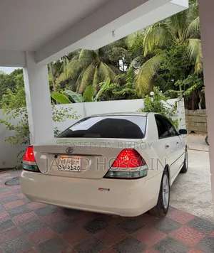 Toyota Mark II 2.0 Rear-Wheel Drive 2003 Off White