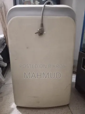 Midea Moving AC