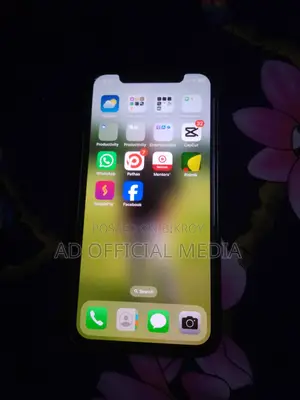 অ্যাপল আইফোন এক্স ৬৪ জিবি হোয়াইট