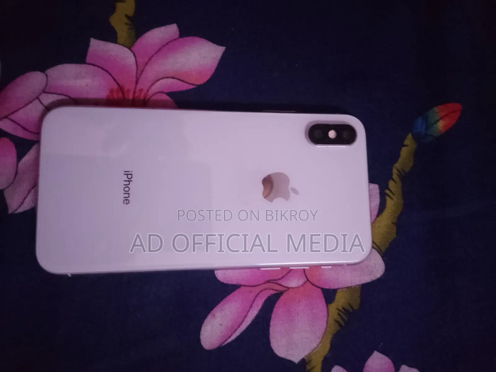 অ্যাপল আইফোন এক্স ৬৪ জিবি হোয়াইট