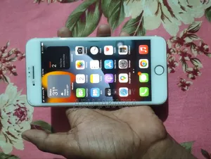 Apple iPhone 7 Plus 128 GB Gold