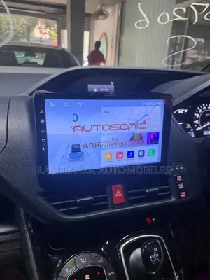 Toyota Noah 2021 Pearl