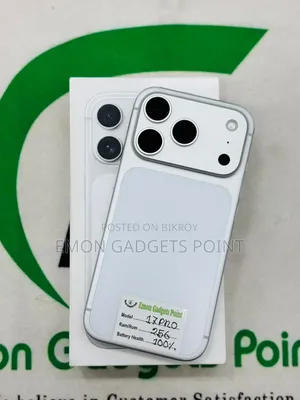 অ্যাপল আইফোন ১৭ প্রো ২৫৬ জিবি হোয়াইট