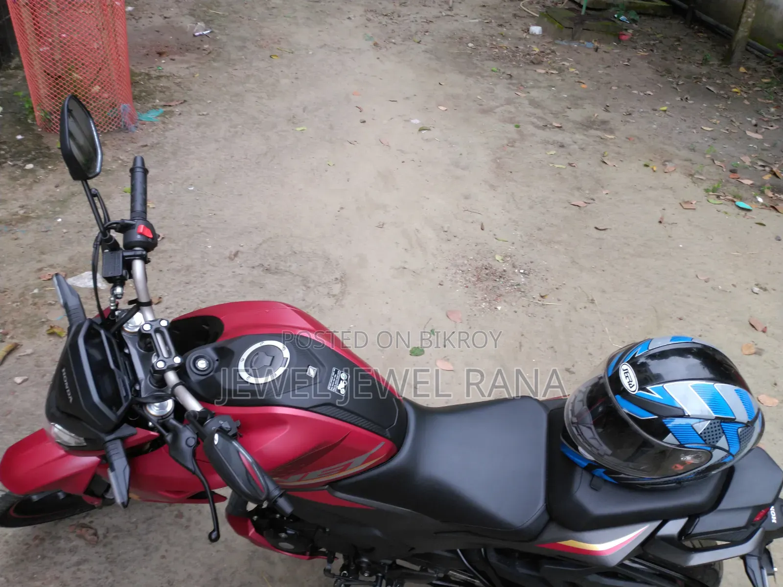 Honda Hornet 2.0 2025 Red
