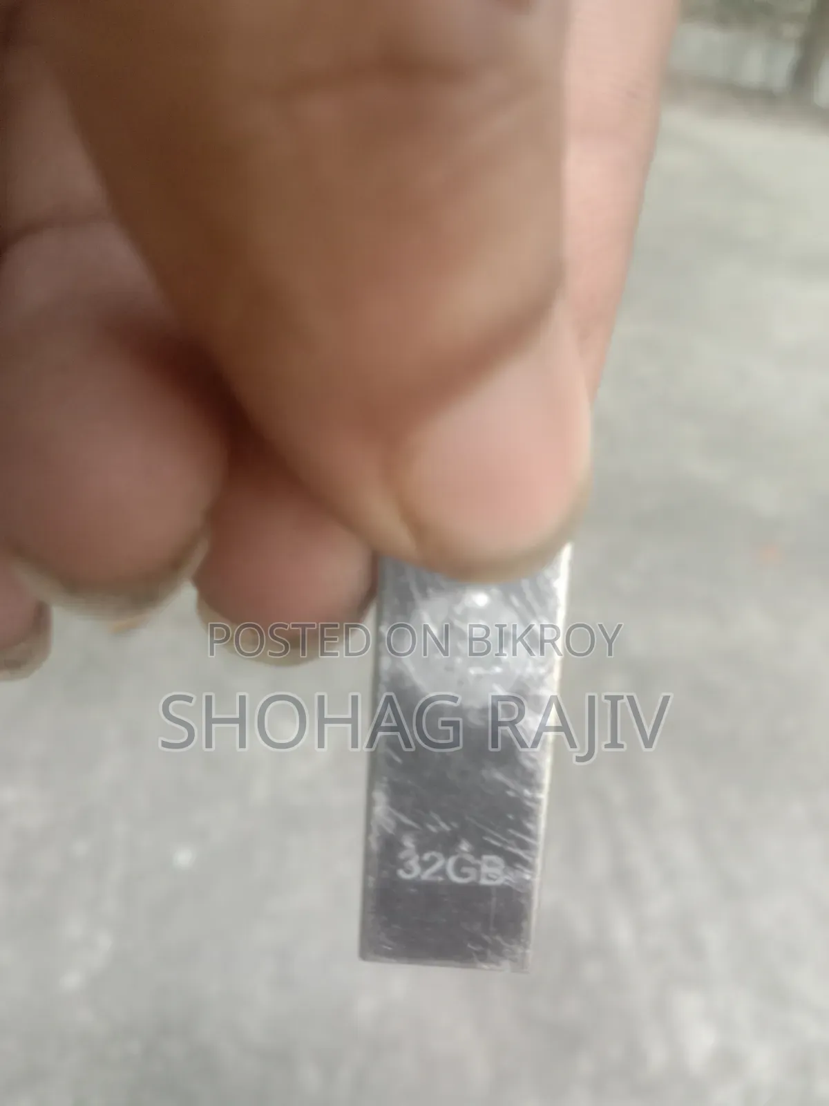 এইচপি পেন ড্রাইভ ৩২জিবি অরিজিনাল ২২০ডব্লিউ