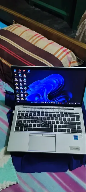 Laptop HP EliteBook 840 G8 16GB Intel Core i7 SSD 512GB