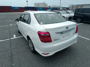 Toyota Axio 2022 White