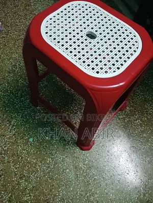 চেয়ার বিক্রির জন্য