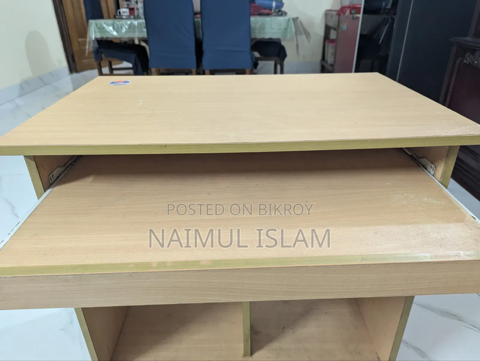 পুরাতন কম্পিউটার টেবিল - ওতবি