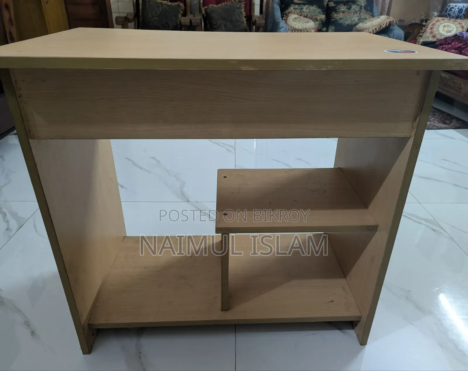 পুরাতন কম্পিউটার টেবিল - ওতবি