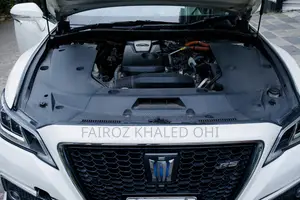 Toyota Crown 2018 White