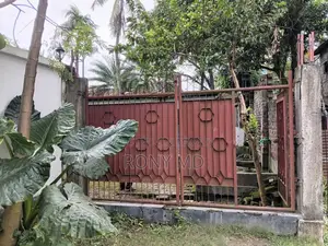 সেমি পাকা বাড়ির সহ তিন কাঠা জমি বিক্রয়