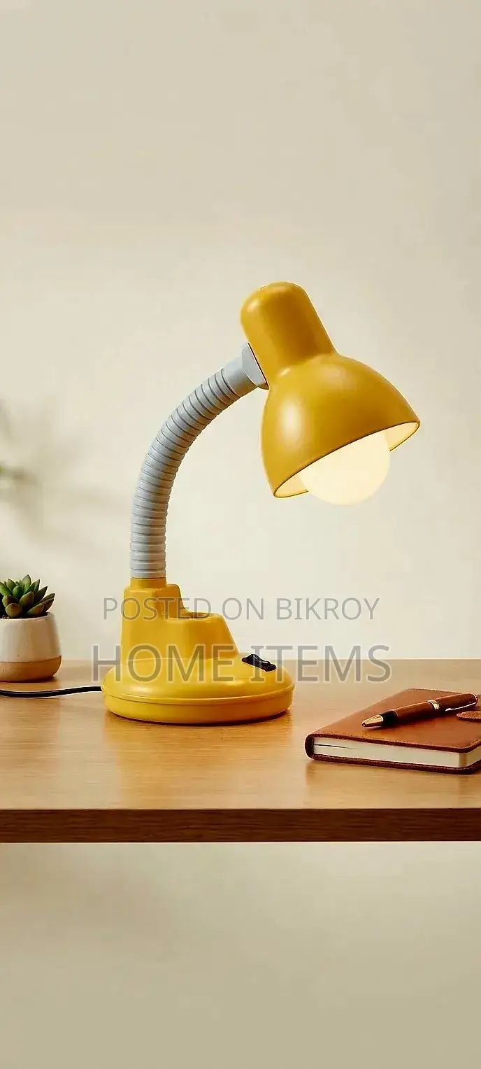 Stylish Table Lamp – Good Condition