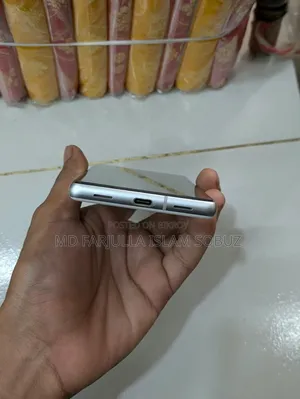 Google Pixel 7a 128 GB White