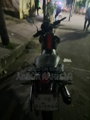 কিওয়ে আরকেএস ১০০ ২০১৮ কালো
