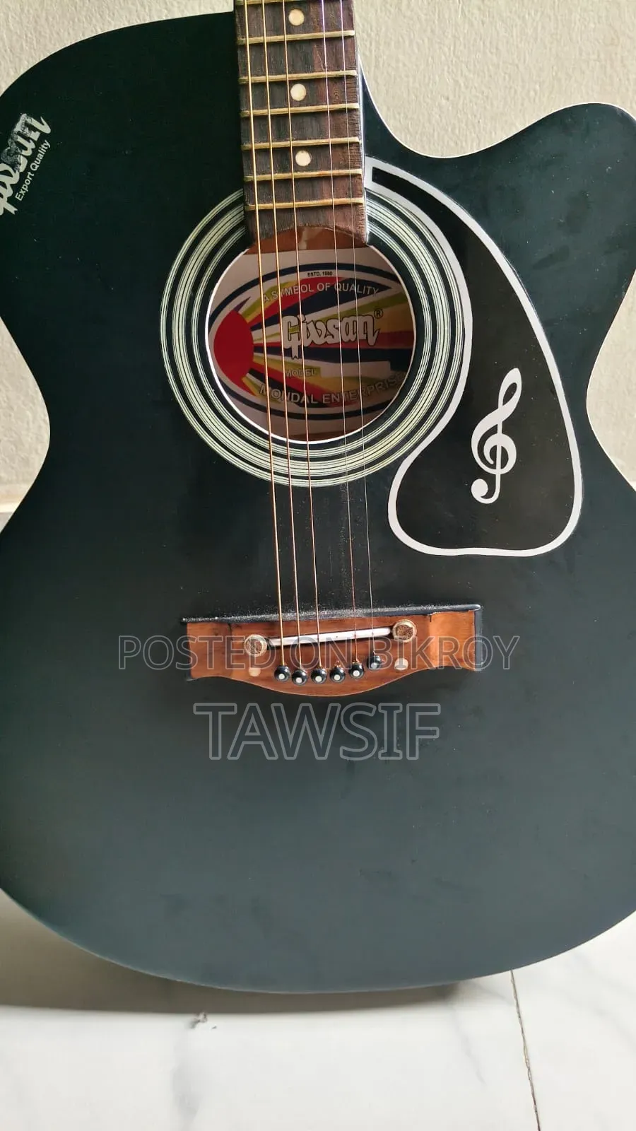 Givson Acoustic Guitar