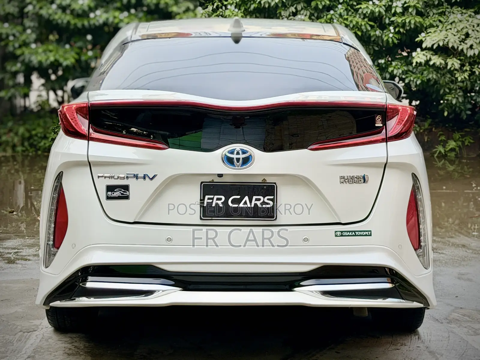 Toyota Prius Plug-In Hybrid Business Edition Plus 2019 Pearl