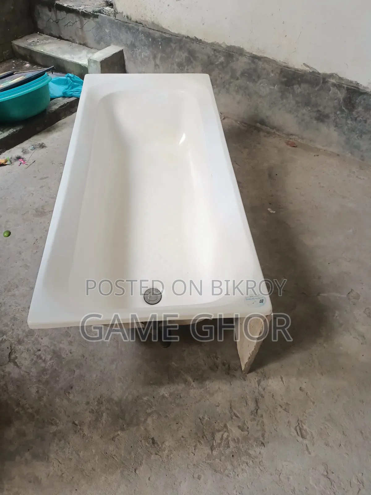 Washroom Bathtub