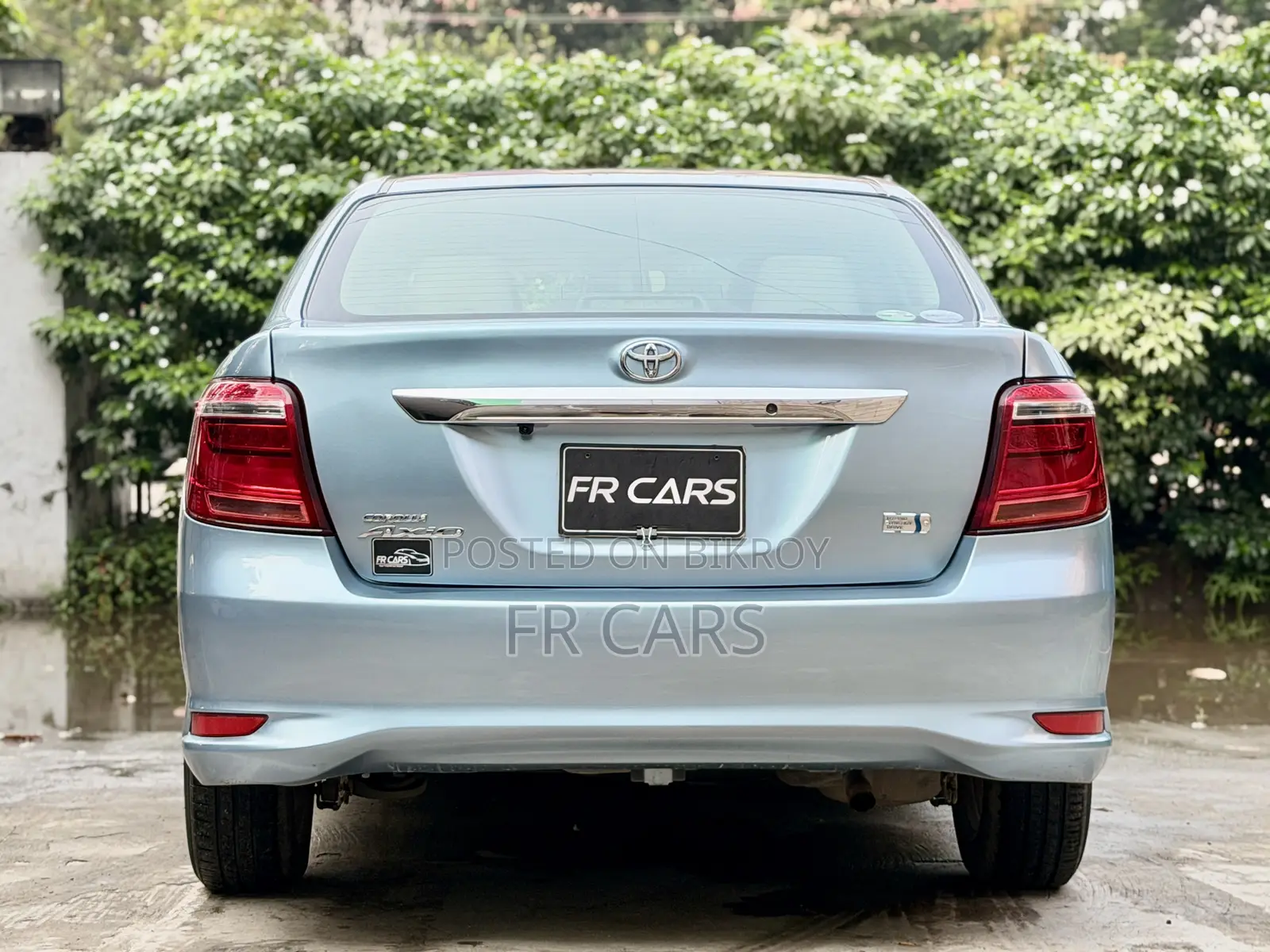 Toyota Axio 1.5 Hybrid Two-Wheel Drive 2016 Blue